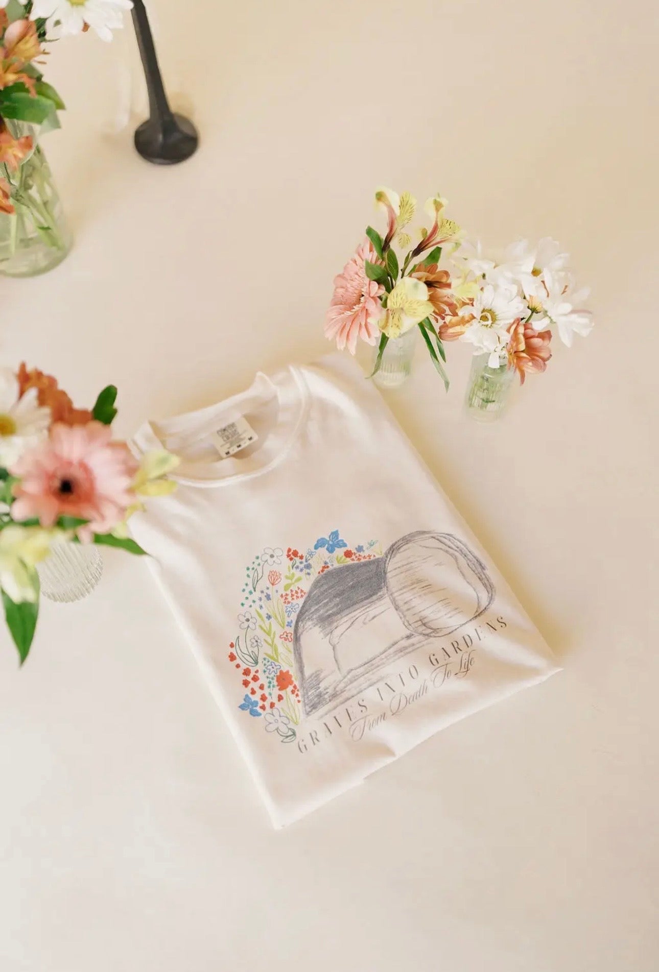 Graves into Gardens tee